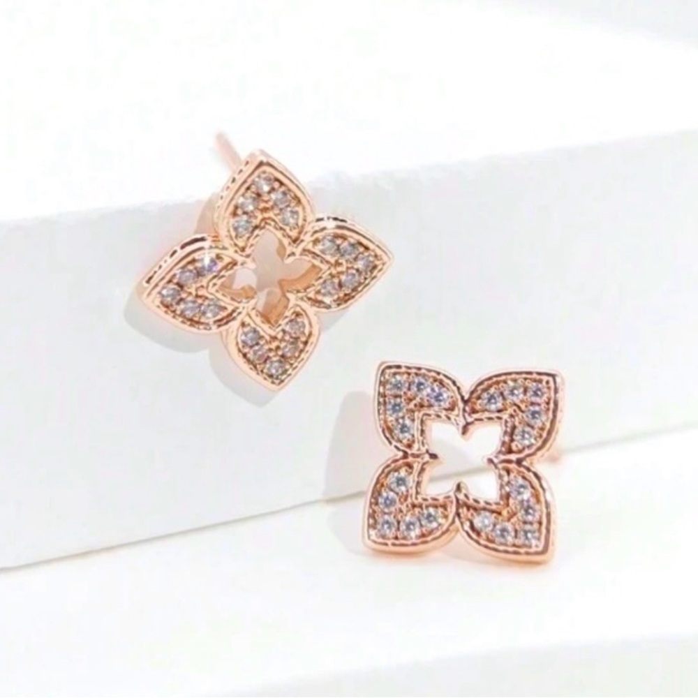 SALE 18k Rose Gold Crystal Clover Stud Earrings